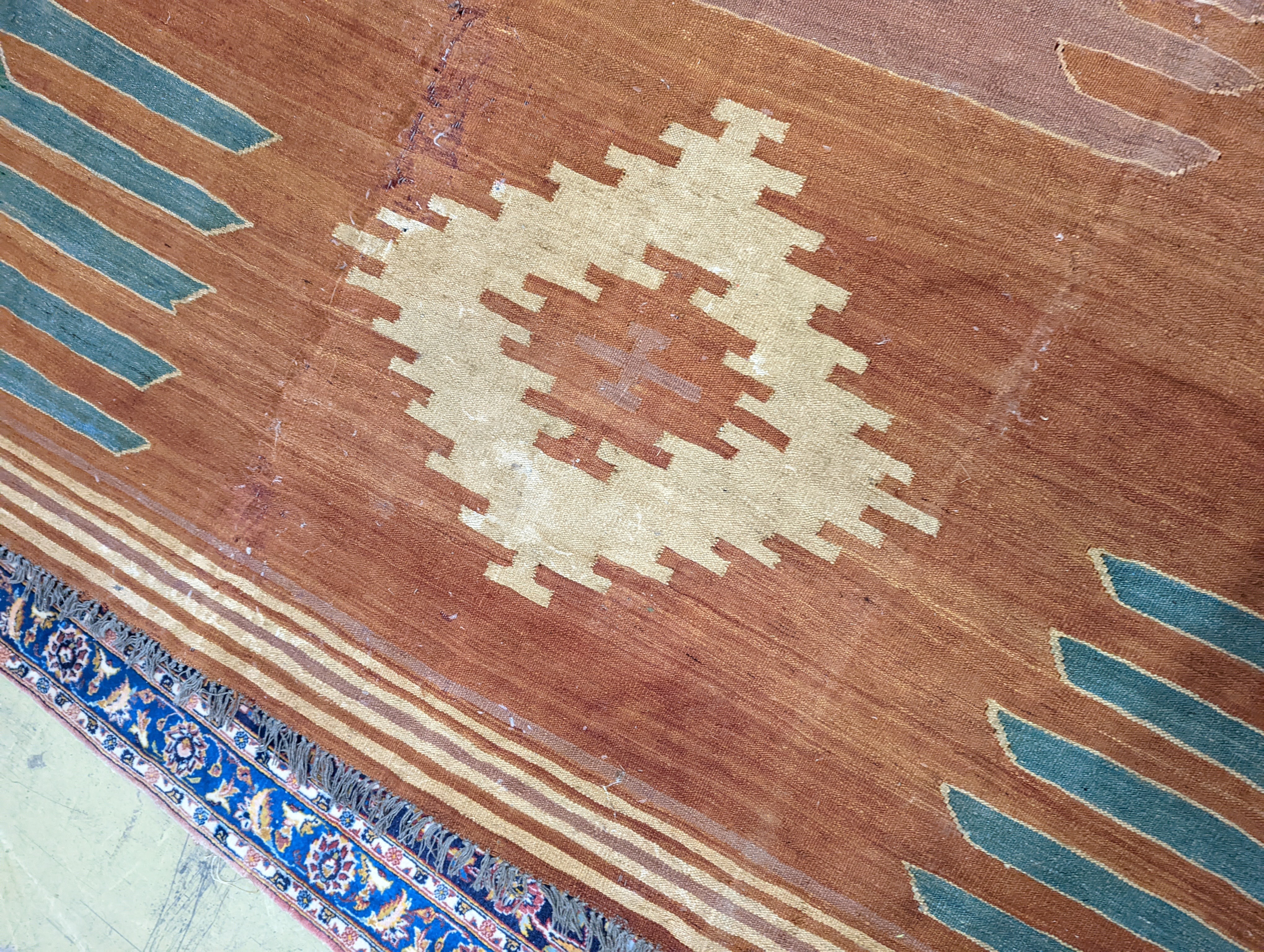 A Kelim carpet 308 x 213cm